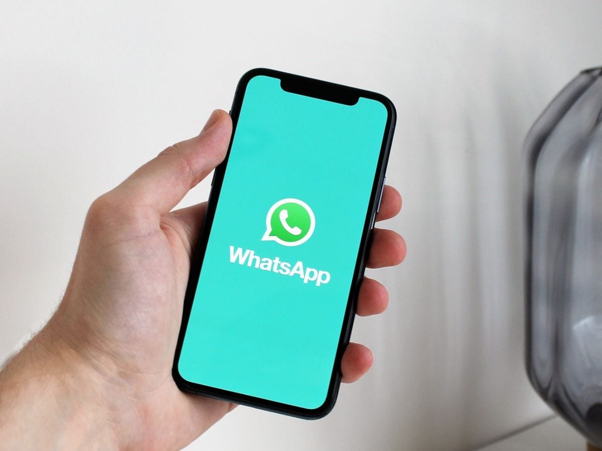 WhatsApp new feature of reshare status update: An innovator for social sharing